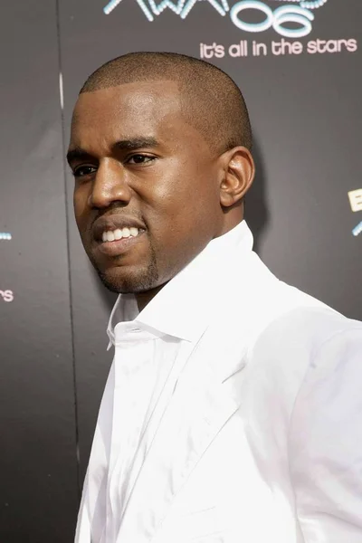 Kanye West Vid Ankomst Till 2006 Bet Awards Show Ankomster — Stockfoto