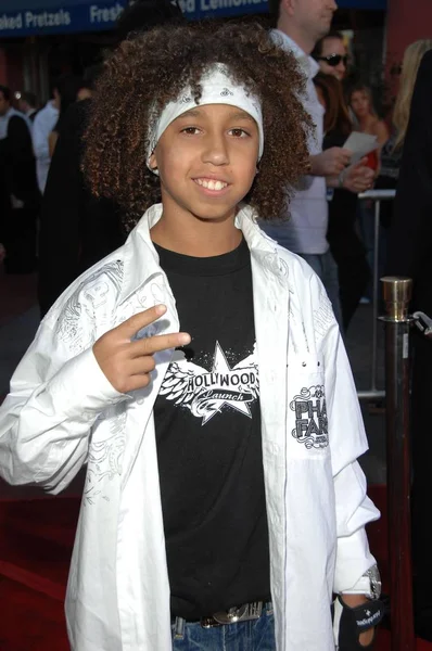 Lil C Prömiyeri için gelenler I Now Telaffuz You Chuck Ve Larry, Gibson Amfitiyatro ve Citywalk Sinemalar, Los Angeles, Ca, Temmuz 12, 2007. Fotoğraf: Dee Cercone / Everett Koleksiyonu