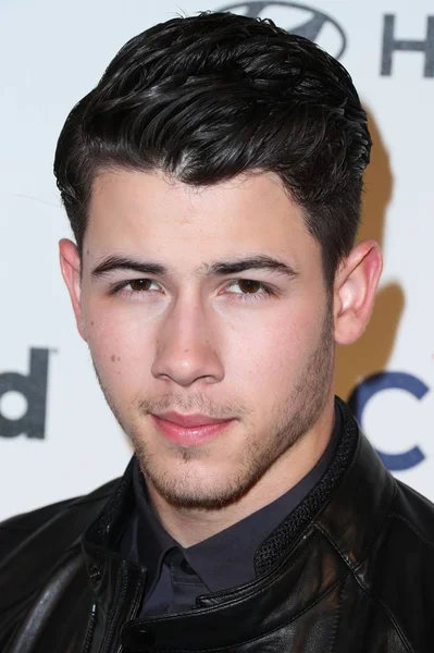 Nick Jonas Przy Przyjazdów 2015 Billboard Power 100 Celebration Bouchon — Zdjęcie stockowe