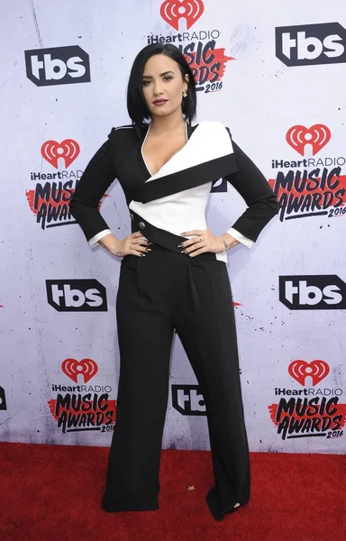 Demi Lovato Arrivals Iheartradio Music Awards 2016 Arrivals Forum Los — стоковое фото