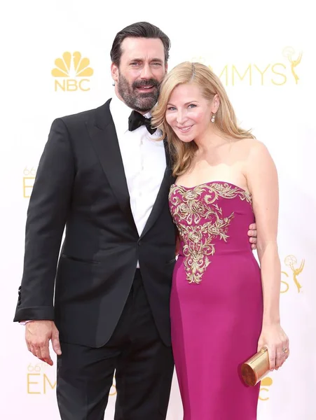 Jon Hamm Jennifer Westfeldt Wearing Marchesa Gown Arrivals 66Th Primetime — Stock Photo, Image