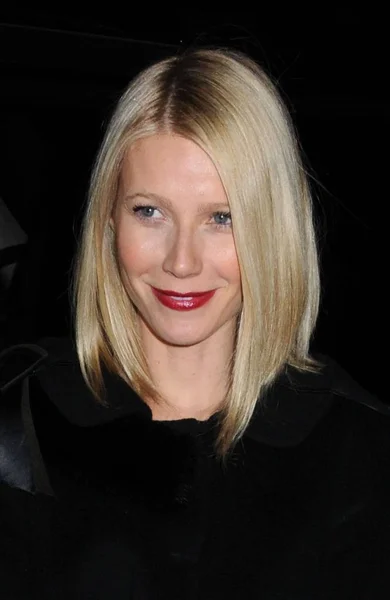 Gwyneth Paltrow Chegadas Para Valentino Last Emperor Premiere Moma Museum — Fotografia de Stock