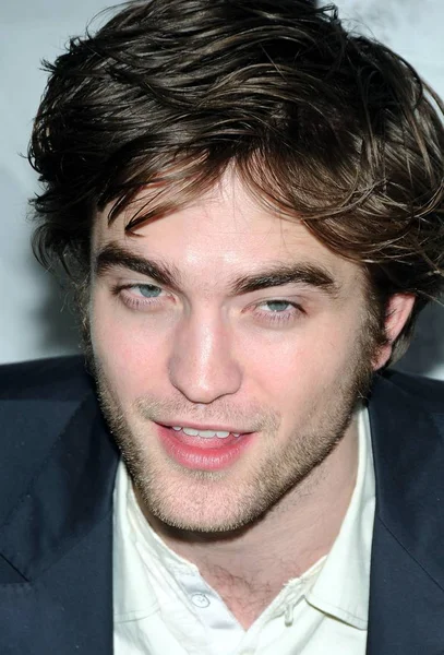 Robert Pattinson Érkezések Remember Premiere Párizsi Színház New York Március — Stock Fotó