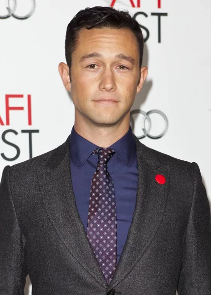 Joseph Gordon-Levitt Afi Fest için gelenler 2012 Lincoln Kapanış Gecesi Prömiyeri, Grauman Çin Tiyatrosu, Los Angeles, Ca Kasım 8, 2012. Fotoğraf: Emiley Schweich /Everett Collection
