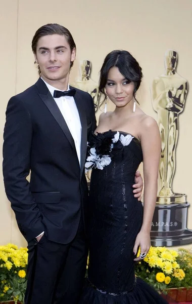 Zac Efron Vanessa Hudgens Wearing Marchesa Gown Arrivals Annual Academy — стоковое фото