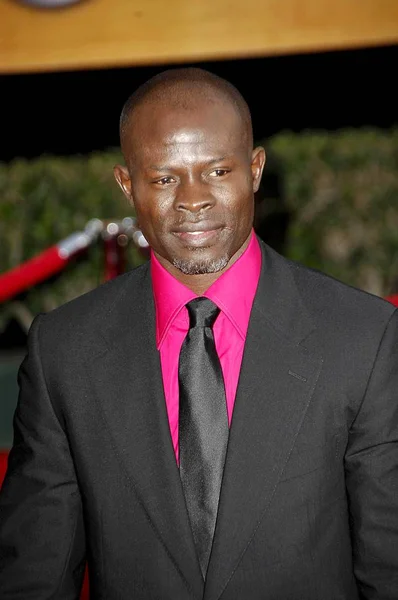 13 Yıllık Screen Actors Guild Sag Ödülleri için gelenler djimon Hounsou - Gelenler, Shrine Auditorium, Los Angeles, Ca, 28 Ocak 2007. Fotoğraf: Michael Germana / Everett Koleksiyonu