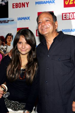 Cheech Marin, kızı Underclassman Premiere için gelen, ClearView Chelsea West sinemalar, New York, NY, Ağustos 23, 2005. Fotoğraf: Gregorio Binuya/Everett Collection