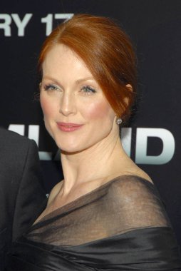 Julianne Moore at arrivals for FREEDOMLAND Premiere, Loews Lincoln Square Theater, New York, NY, Monday, February 13, 2006. Photo by: Gregorio Binuya/Everett Collection