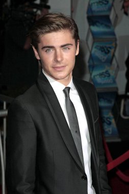 Lise Müzikal 3 için gelen Zac Efron: Son Yıl Prömiyeri, Güney Kaliforniya Üniversitesi Galen Merkezi (Usc), Los Angeles, Ca, 16 Ekim 2008. Fotoğraf: Adam Orchon / Everett Koleksiyonu