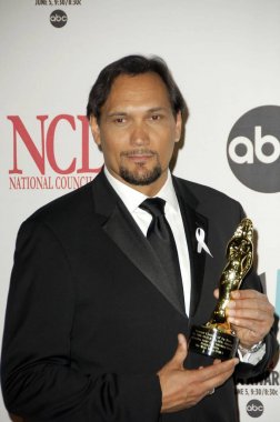 Jimmy Smits Alma Ödülleri için basın odasında, Shrine Auditorium, Los Angeles, Ca, Mayıs 07, 2006. Fotoğraf: Michael Germana / Everett Koleksiyonu