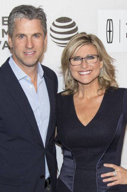 Chris Haynor, Ashleigh Banfield 2016 Tribeca Film Festivali'nde Kral Prömiyeri için Bir Hologram için gelenler, John Zuccotti Tiyatrosu Bmcc Tpac, New York, Ny Nisan 20, 2016. Fotoğraf: Patrick Cashin / Everett Koleksiyonu