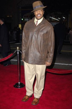 Russell Hornsby Get Rich or Die Tryin ' Premiere, Graumans Çin Tiyatrosu, Los Angeles, Ca , Kasım 02, 2005 için gelenler