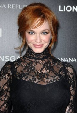 Christina Hendricks (Dolce & Gabbana elbise giyiyor) Amc's Mad Men Sezon Dört Premiere Gösterimi için gelenler, Hollywood Mann 6 Tiyatrosu, Los Angeles, Ca Temmuz 20, 2010. Fotoğraf: Dee Cercone /Everett Collection