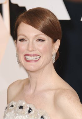 Julianne Moore !!! Birleşik Krallık Çıkış !!! 87. Akademi Ödülleri Oscar2015 - Arrivals 2, Hollywood and Highland Center'daki Dolby Tiyatrosu, Los Angeles, Ca Şubat 22, 2015. Fotoğraf: Elizabeth Goodenough / Everett Koleksiyonu