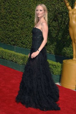 Anne Heche 2005 Yaratıcı Sanatlar Emmy Ödülleri, Shrine Auditorium, Los Angeles, Ca, 11 Eylül 2005 için gelenler. Fotoğraf: David Longendyke / Everett Koleksiyonu