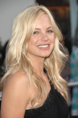 Anna Faris Premiere ben şimdi Chuck ve Larry, Gibson Amphitheatre ve CityWalk sinemalar, Los Angeles, CA, 12 Temmuz 2007 telaffuz için gelenler. Fotoğraf: Dee Cercone/Everett Collection