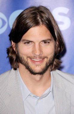 Sonbahar için Cbs Upfront Sunumu için gelenler ashton Kutcher 2011, Lincoln Center'da Çadır, New York, Ny Mayıs 18, 2011. Fotoğraf: Kristin Callahan / Everett Koleksiyonu