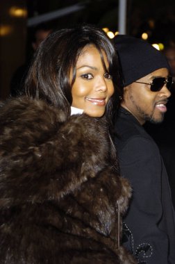 Janet Jackson ve Jermaine Dupri Ray prömiyeri, Los Angeles, CA Ekim 19, 2004. (fotoğraf: Michael Germana/Everett Collection)