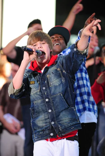 Justin Bieber Het Podium Voor Nbc Today Show Concert Met — Stockfoto