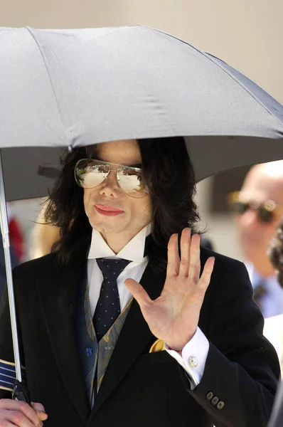 Michael Jackson Court Appearance Michael Jackson Trial Child Molestation Santa — Stok fotoğraf