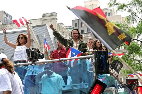 Jennifer Lopez Marc Anthony Látogatottsága Évforduló Nemzeti Puerto Ricó Nap — Stock Fotó