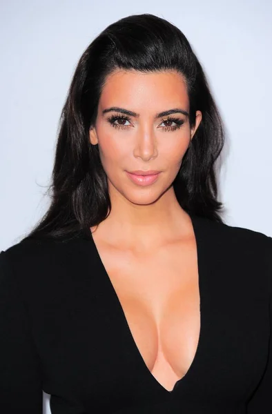 Kim Kardashian Pada Saat Kedatangan Untuk Nbc Universal Cable Entertainment — Stok Foto