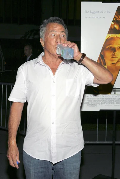 Dustin Hoffman Bei Der Beweispremiere Von Miramax Dem Ziegfeld Theater — Stockfoto