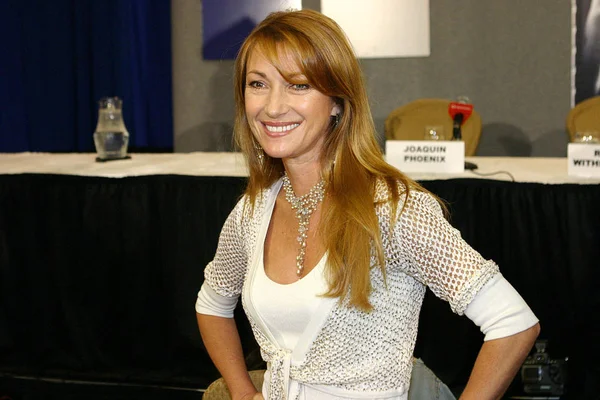 Jane Seymour Bei Der Pressekonferenz Zur Premiere Von Walk Line — Stockfoto