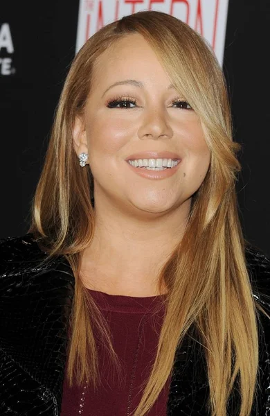Mariah Carey Vid Ankomster För Praktikant Premiären Ziegfeld Theatre New — Stockfoto