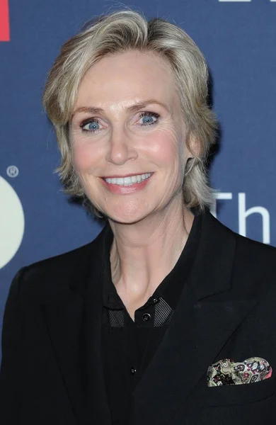 Jane Lynch Hbo Normal Kalp Prömiyeri Için Gelenler Ziegfeld Tiyatrosu — Stok fotoğraf