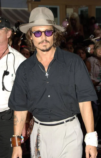 Johnny Depp Bij Aankomsten Voor Piraten Van Het Caribisch Gebied — Stockfoto