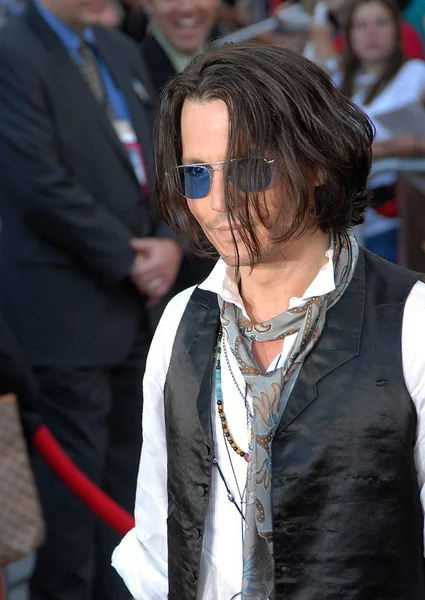 Johnny Depp Aux Arrivées Pour Pirates Caribbean Worlds End Premiere — Photo