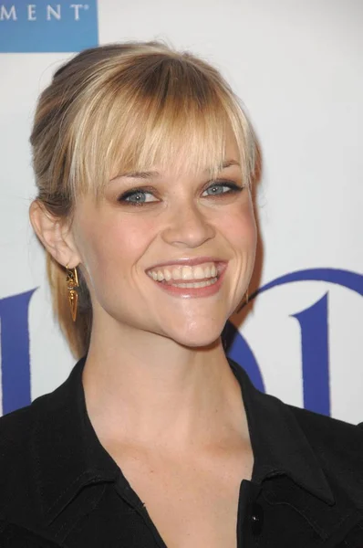 Reese Witherspoon Vid Ankomster För Premiären Penelope Dga Director Guild — Stockfoto