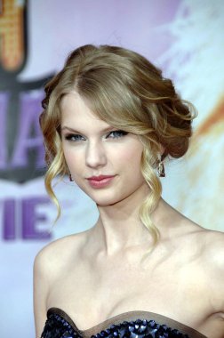 Hannah Montana için gelenler Taylor Swift: Film Prömiyeri, El Capitan Tiyatrosu, Los Angeles, Ca Nisan 2, 2009. Fotoğraf: Michael Germana / Everett Koleksiyonu