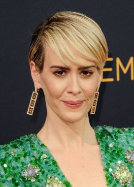 Sarah Paulson 68 yıllık Primetime Emmy Ödülleri 2016-gelenler 1, Microsoft Theater, Los Angeles, CA 18 Eylül 2016 için gelenler. Fotoğraf: Elizabeth Goodenough/Everett Collection
