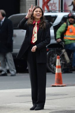 Zendaya dışarı ve hakkında Celebrity candids için-Fri, New York, NY 8 Aralık 2017. Fotoğraf: Kristin Callahan/Everett Collection