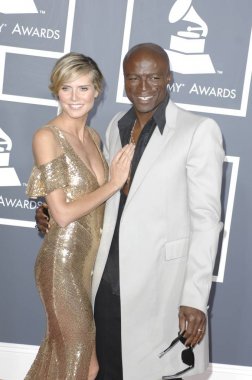 Heidi Klum, Seal 53 Yıllık Grammy Ödülleri için gelenler, Staples Center, Los Angeles, Ca Şubat 13, 2011. Fotoğraf: Elizabeth Goodenough / Everett Koleksiyonu