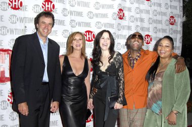 Kevin Nealon, Elizabeth Perkins, Mary-Louise Parker, Romany Malco, Tonye Patano Weeds ve Barbershop Showtime Premieres için gelenler, Paramount Studios, Los Angeles, Ca, Temmuz 26, 2005. Fotoğraf: Michael Germana / Everett Koleksiyonu