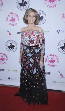 Jane Fonda (Zuhair Murad elbisesi giyiyor) 2016 Carousel of Hope Ball, The Beverly Hilton Hotel, Beverly Hills, Ca Ekim 8, 2016 için gelenler. Fotoğraf: Elizabeth Goodenough / Everett Koleksiyonu