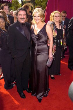 Ian McShane, 57th yıllık Primetime Emmy Ödülleri, Shrine Auditorium, Los Angeles, CA, 18 Eylül 2005 gelen varışlarda Konuk. Fotoğraf: Dee Cercone/Everett Collection