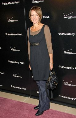 Allison Janney Verizon New Blackberry Pearl için gelenler 8130 Smartphone Launch Party, Iac Binası, New York, Ny, Ocak 29, 2008. Fotoğraf: Desiree Navarro /Everett Collection