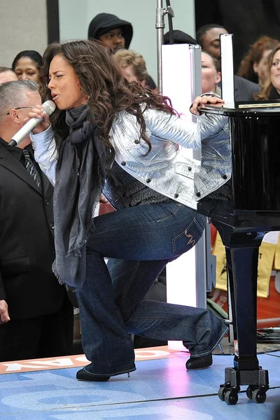 Alicia Keys Stage Nbc Today Show Concert Alicia Keys Rockefeller — Stock Photo, Image