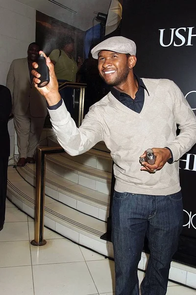 2007년 27일 메이시스 헤럴드 스퀘어 백화점 남성용 Usher 런칭을 에버렛 — 스톡 사진