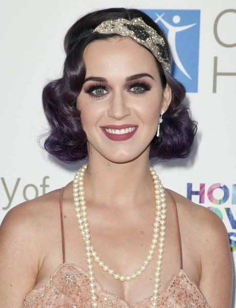 Katy Perry Las Llegadas Para City Hope Gala Del Premio — Foto de Stock
