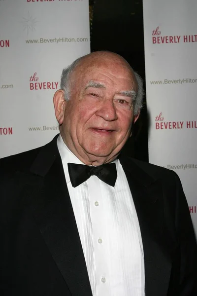 Ed Asner at arrivals for American Cinema Editors ACE Eddie Awards, Beverly Hilton Hotel, Beverly Hills, CA, Sunday, February 20, 2005. Photo by: Nelson Edwards/Everett Collection