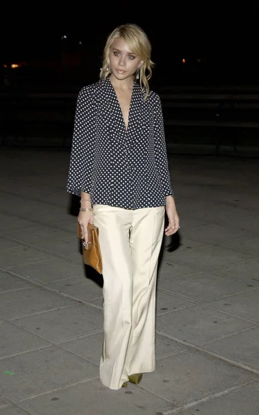Ashley Olsen Besucht Die Vanity Fair Party Auf Dem Tribeca — Stockfoto