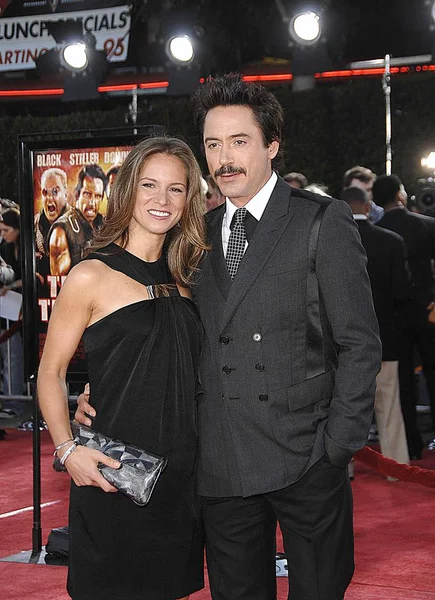 Susan Downey Robert Downey Arrivals Tropic Thunder Premiere Mann Village — Stock Photo, Image