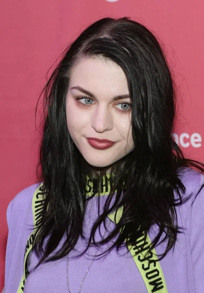 Frances Bean Cobain Las Llegadas Para Kurt Cobain Montage Heck — Foto de Stock