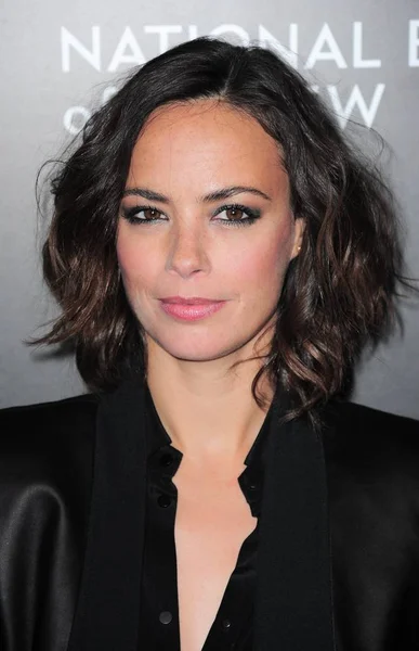 Berenice Bejo Příjezdy Národní Radě Pro Přezkoumání Gala 2014 Cipriani — Stock fotografie