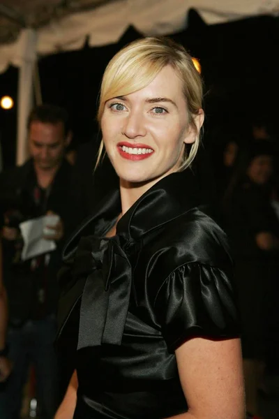 Kate Winslet Vid Ankomst Till All King Men Gala Premiere — Stockfoto